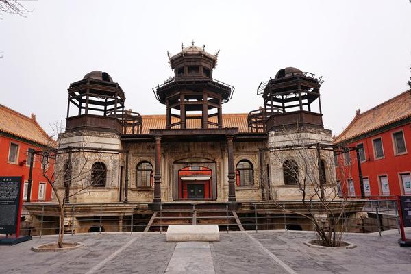 帝國強烈聯姻(星際)