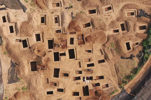 液態(tài)欲望筆趣閣新筆趣閣雨山前未