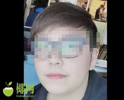 《暗渡》by弄簡小號