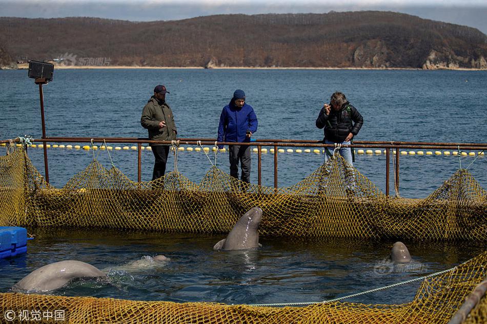戴著狗鏈的上位者 筆趣閣