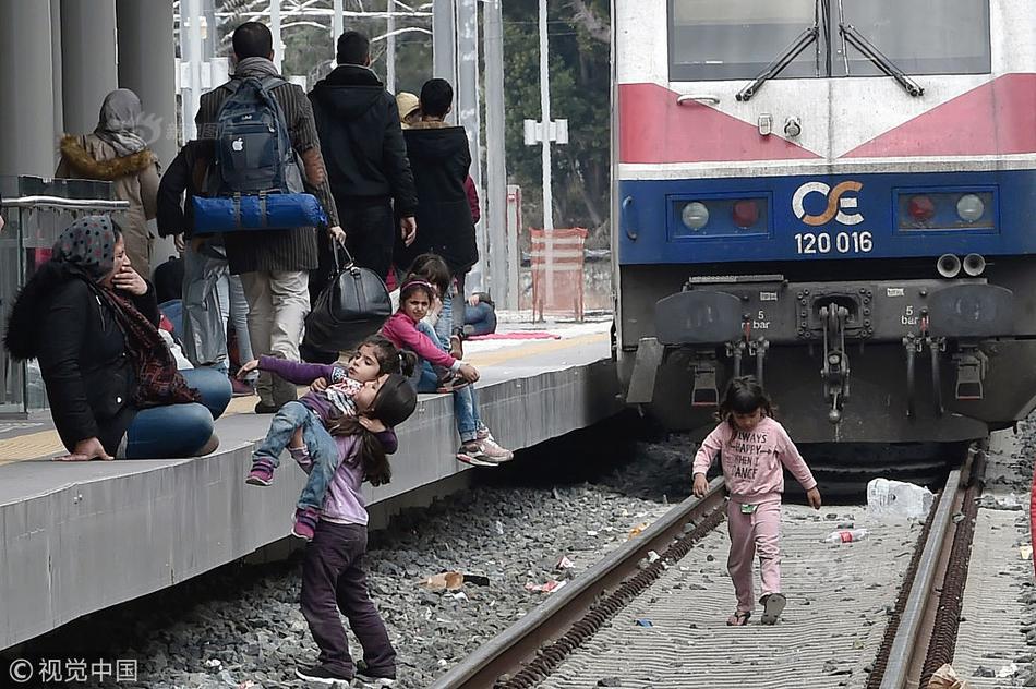 曾毅小說全文閱讀首席御醫(yī)筆趣閣