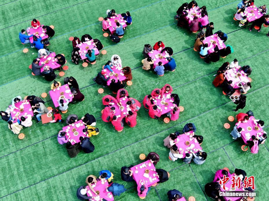 2.《我有一段情》by童子