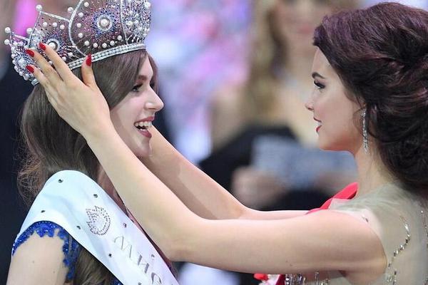 《功名路》by沈桑榆