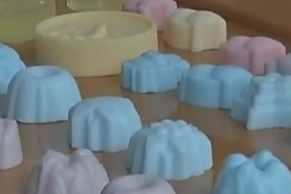 病弱萬人嫌心死后by盈燈TXT